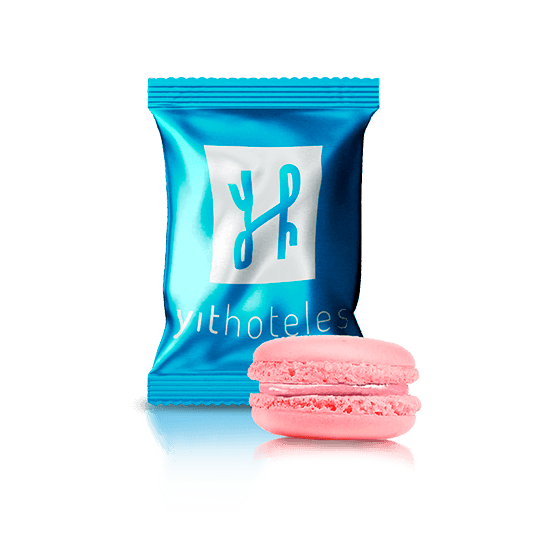 Macaron packaged in flowpack