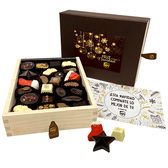 Caja WOW de madera con chocolates