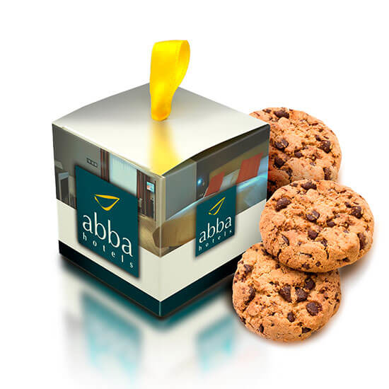 Bucket with cookies