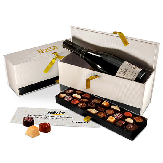 Coffre avec bouteille de champagne et chocolats artisanaux