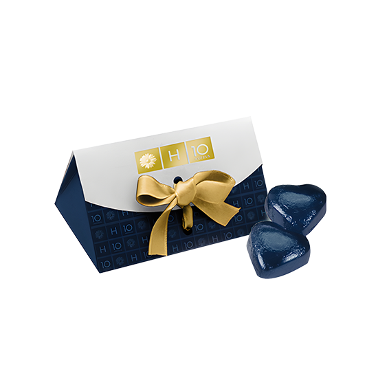 Caja regalo con bombones corazón