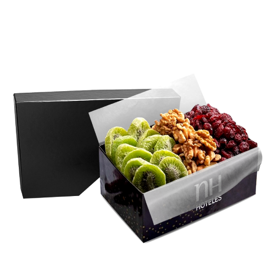 Deluxe box with dried fruits