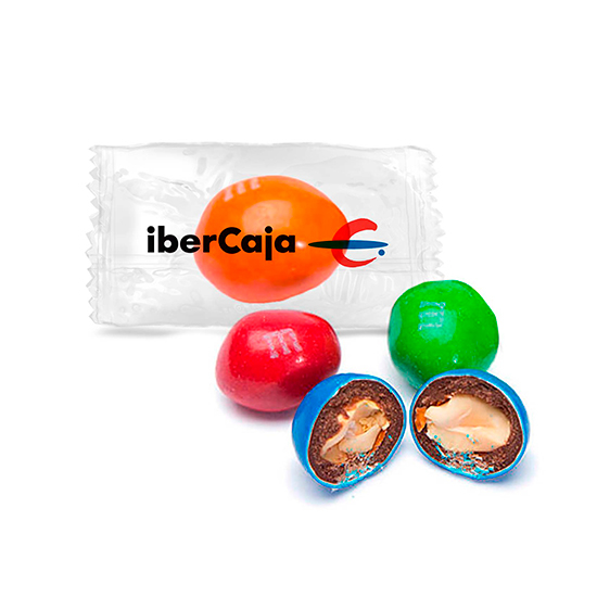 Chocolate dragee in flowpack