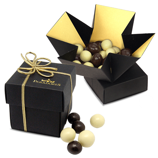 Flower shaped cube box