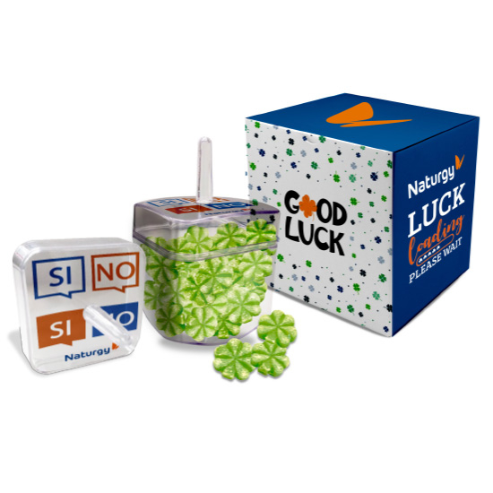 Lucky spinning top with clover sweets